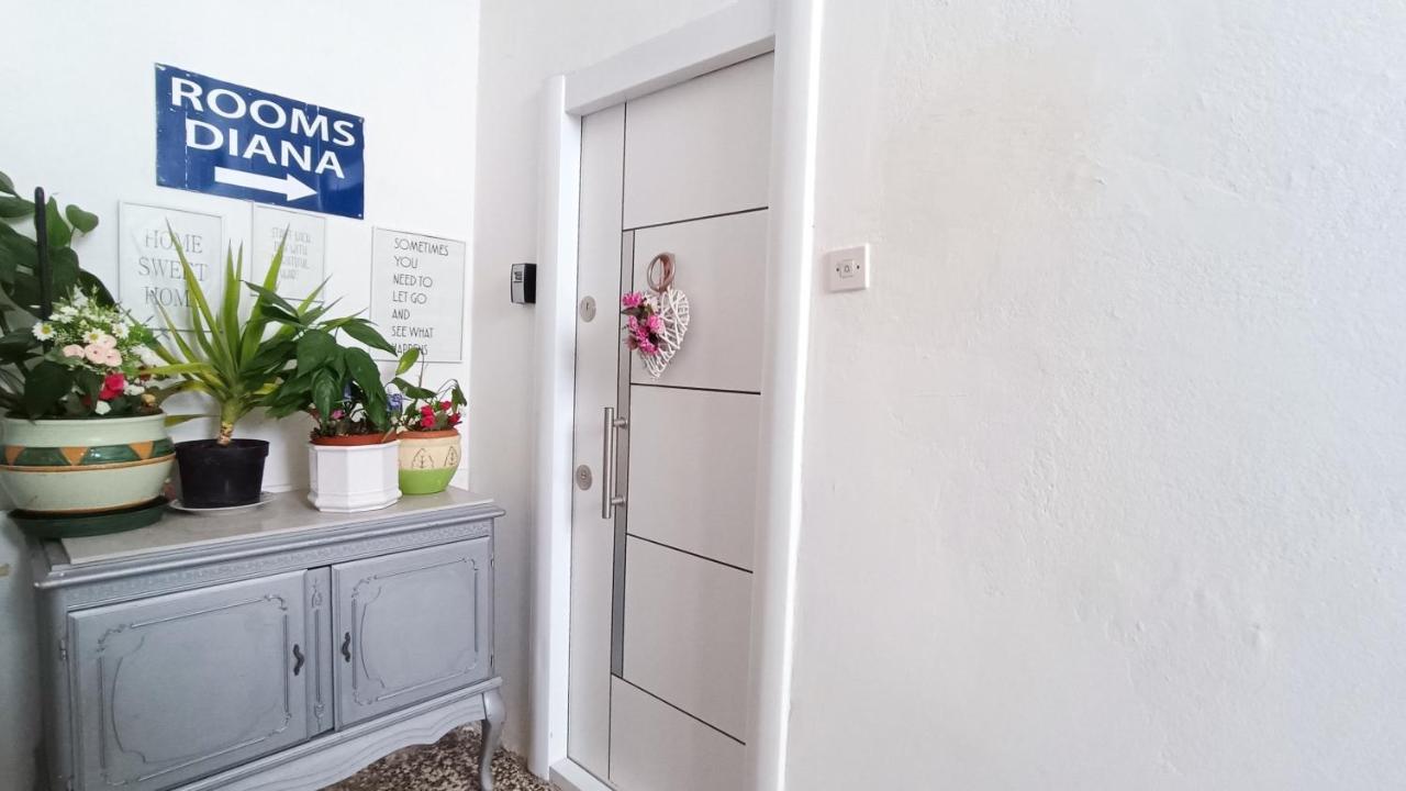 Rooms Diana Сплит Екстериор снимка